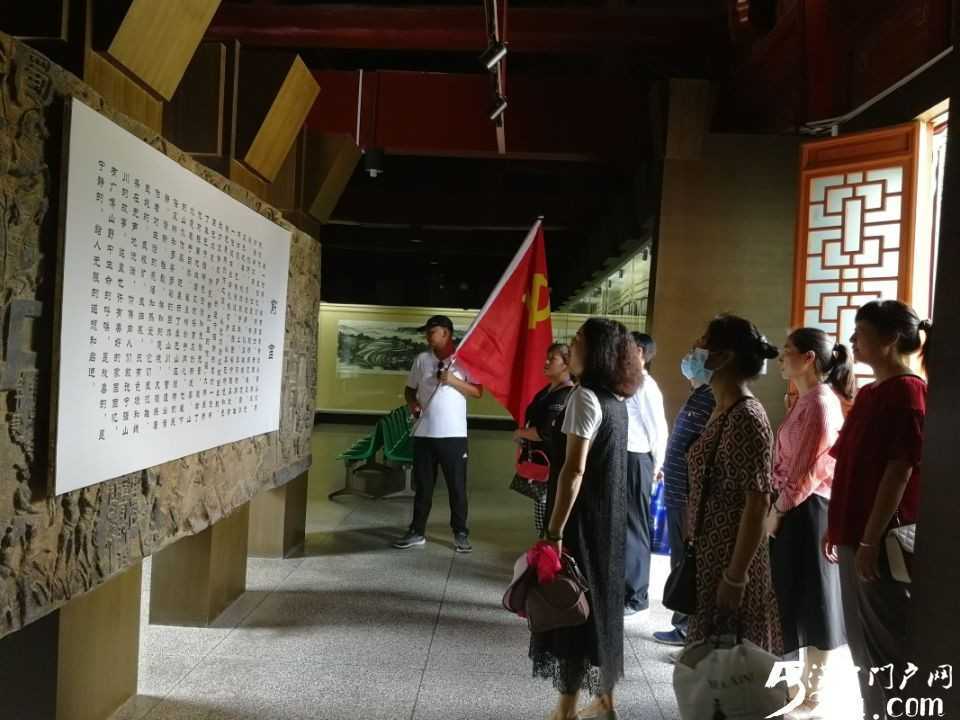 【凝心聚力銘初心· 砥礪奮進(jìn)再啟程】漢臺區(qū)東關(guān)街道辦事處漢豐社區(qū)開展慶祝建黨99周年系列主題黨日活動