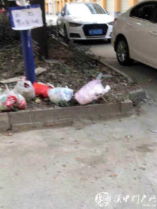 城固3小區物業撤離，垃圾堆成山，無安保人員