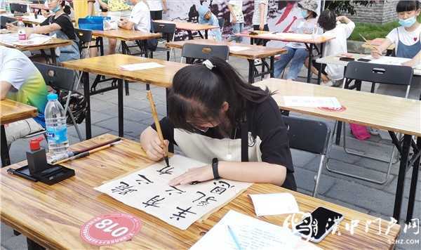 用書法銘記青少年時光！第三屆陜西省青少年書法展?jié)h中選區(qū)復(fù)選盛大開啟