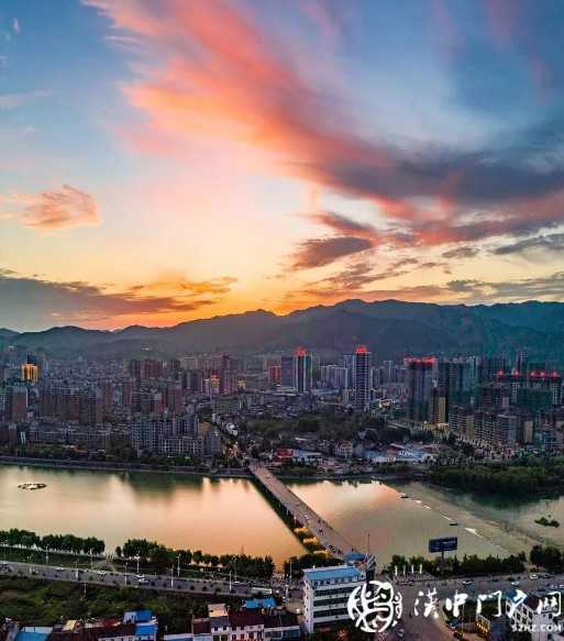 西鄉· 彩霞飄 夕陽紅！