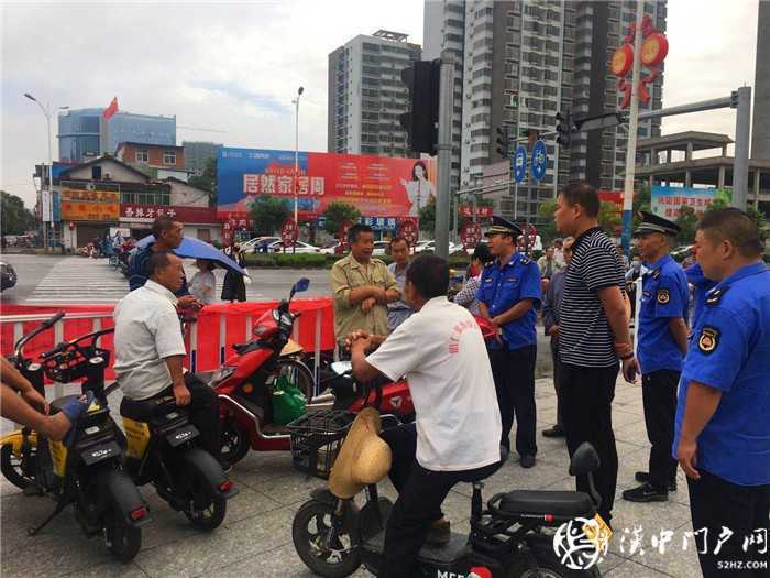 漢臺區(qū)東關(guān)街道辦事處遷移新橋馬路勞務(wù)市場，告別安全隱患