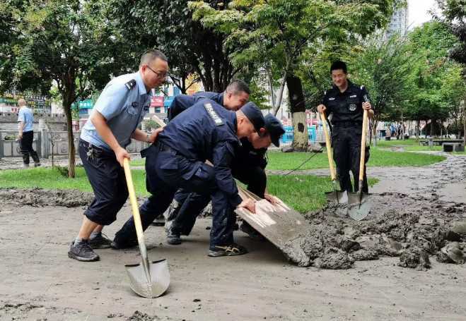 面對20年一遇洪水，我市全力防汛抗災！未發生人員傷亡！