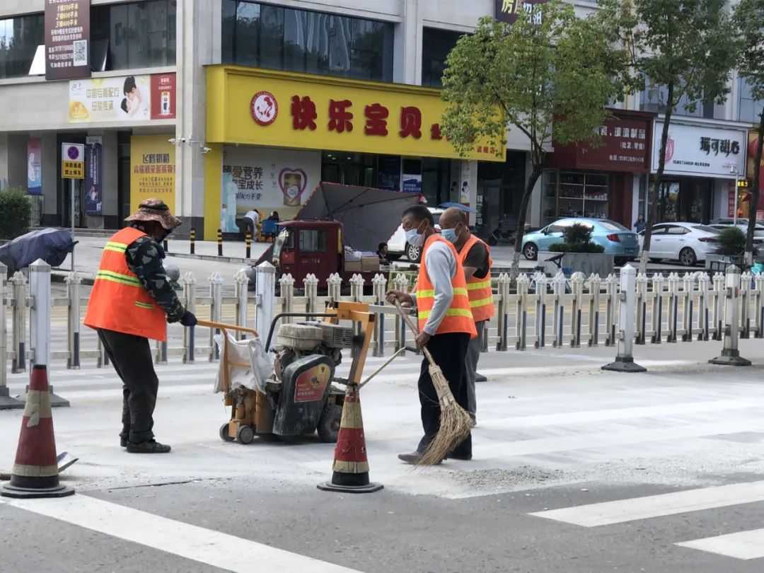 堵！堵！堵！雨天晴天都堵車，這里咋回事？