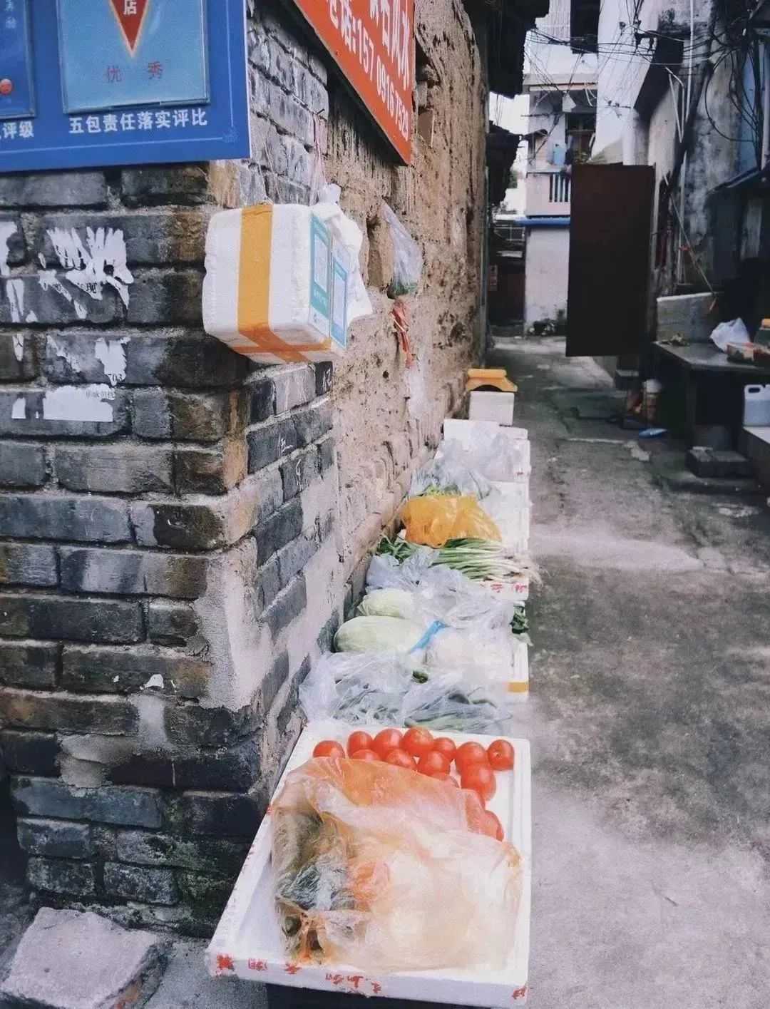 漢中美圖大片！煙火起 照人間，喜悅無邊 執手憶此年。