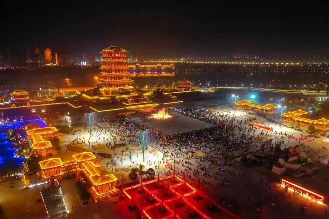 漢中美圖大片！煙火起 照人間，喜悅無邊 執手憶此年。