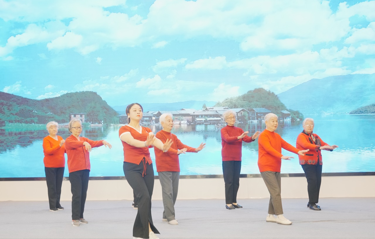 康樂美康同歡 重陽盛景共賞丨褒國康樂園與美康熙苑長者共度重陽佳節