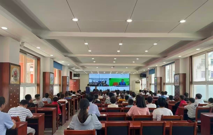 漢中“云課堂”走進中小學 助力城鄉教育均衡發展