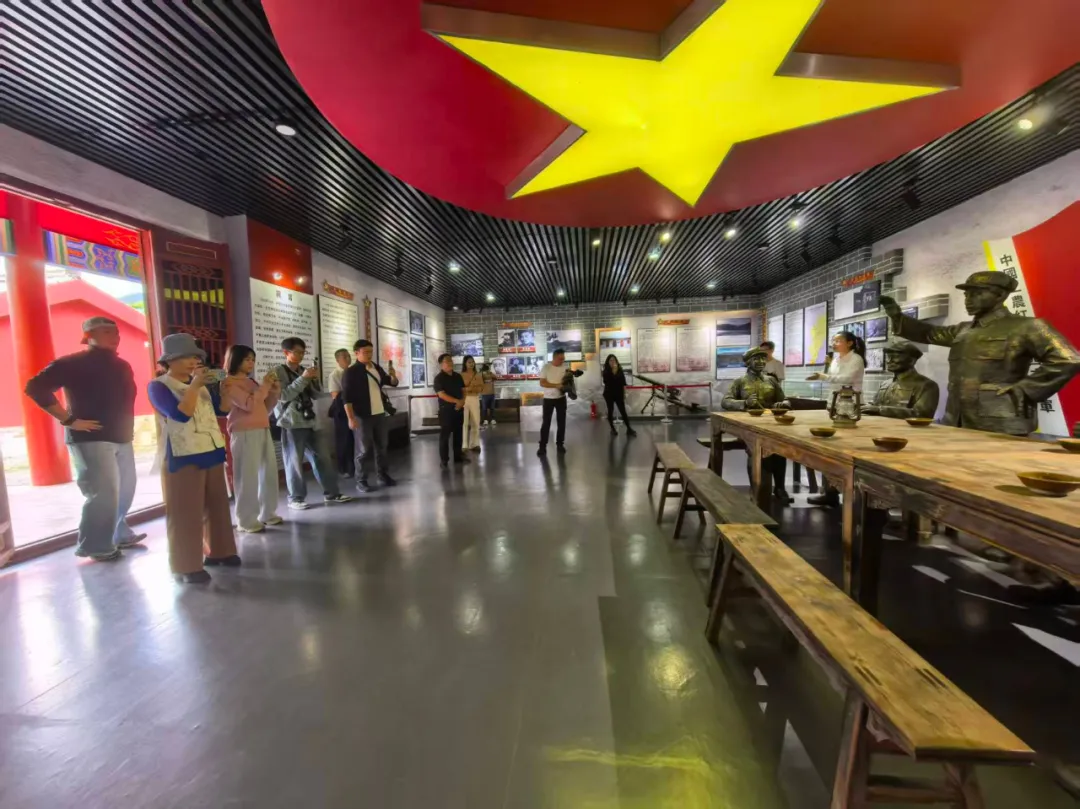 “繽紛秋季·趣游西鄉”網絡主題宣傳活動走進西鄉