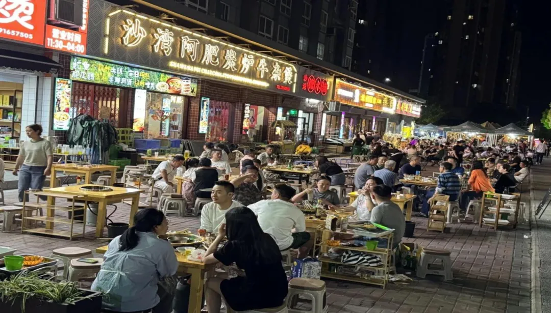 “串”聯夜經濟！漢臺這條街點亮初夏夜生活