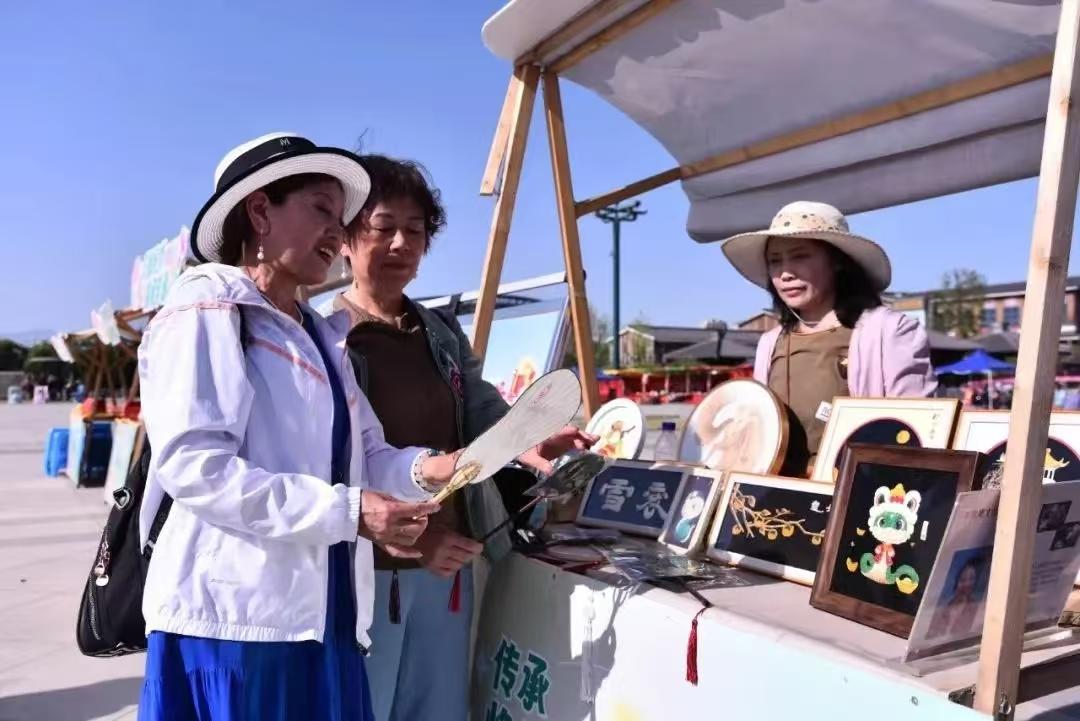“花”點時間游漢臺，這個“五一”美不勝收