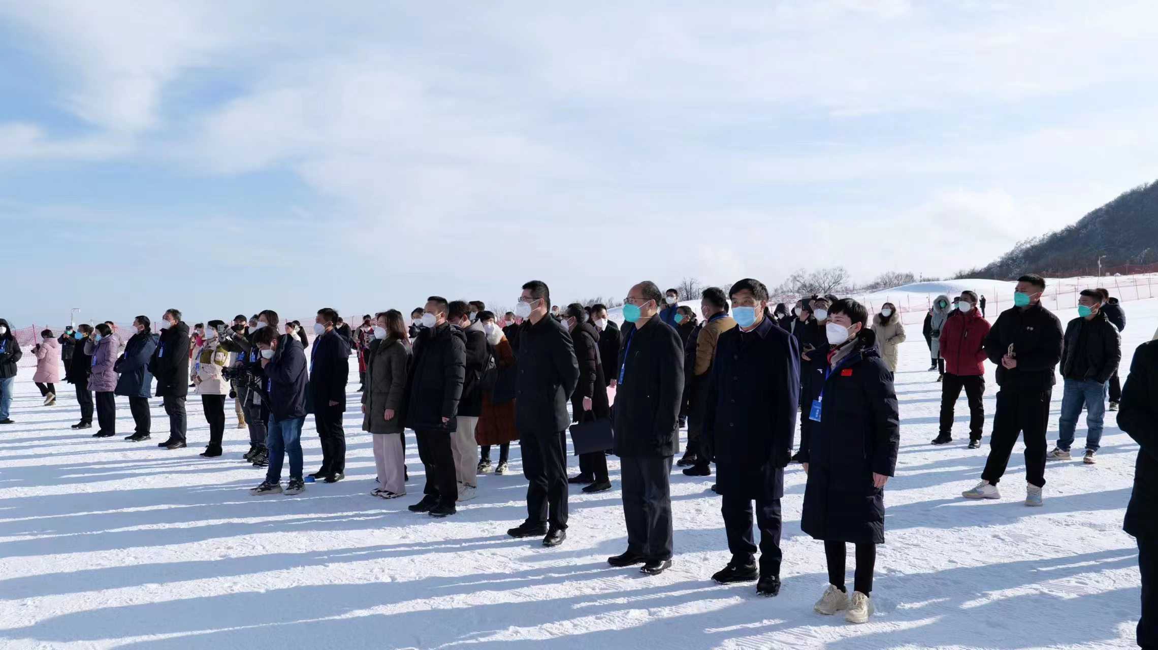 2022漢中冰雪嘉年華南鄭分會場暨龍頭山第四屆云端冰雪節今日啟動