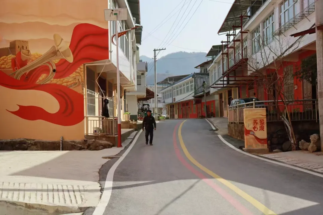 2025漢中鎮巴春日盛宴，解鎖油菜花海文旅新玩法！