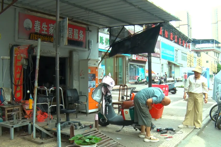 一把鑰匙一份情，漢臺(tái)小巷深處的“快修俠”