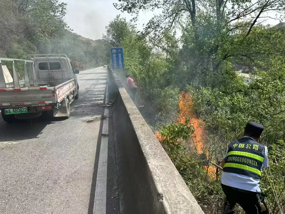 35分鐘火速撲滅！公路人變身消防員 →