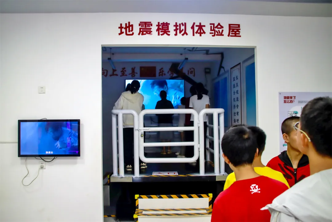 一場特別的研學之旅——漢臺區開展“未老關愛”鄉村兒童暑期關愛志愿服務活動側記